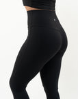 High-Waist Premium LYCRA® 25" Legging + 2-Month Heat Pads